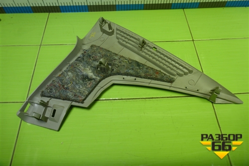 Обшивка стойки задняя верхняя левая (седан) (8200235669) для Renault Megane 2 с 2002-2009г (Меган)