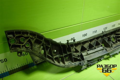 Панель передняя (8200137494) для Renault Megane 2 с 2002-2009г (Меган)