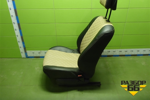 Сиденья комплект (AIR BAG подогрев седан) для Renault Megane 2 с 2002-2009г (Меган)