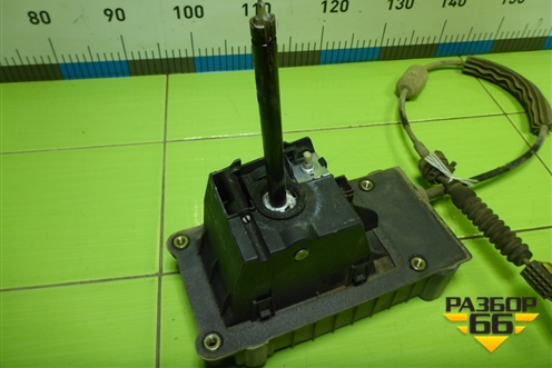 Кулиса КПП АКПП (8200504252) для Renault Megane 2 с 2002-2009г (Меган)