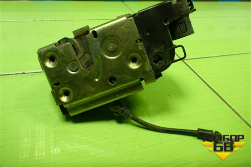 Замок двери передней правой для Renault Megane 2 с 2002-2009г (Меган)