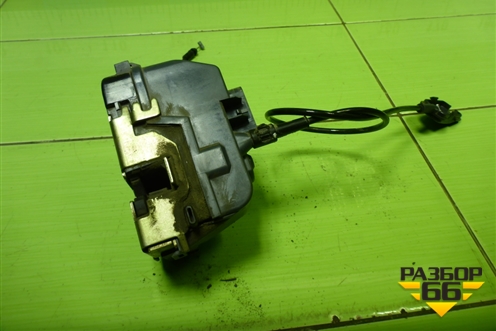 Замок двери задней левой для Renault Megane 2 с 2002-2009г (Меган)