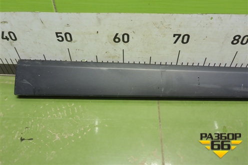 Накладка двери передней правой (Cross) (8450031024) для VAZ Vesta/Веста с 2015г