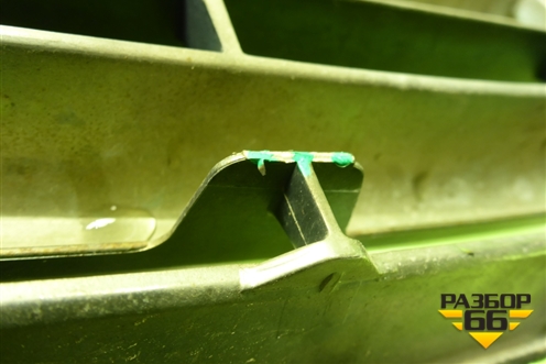 Решетка радиатора (под камеру) (623101LA0A) для Infiniti Infiniti QX56/QX80 (Z62) с 2010г (Ку икс56/80)