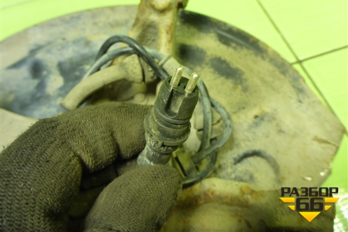 Кулак поворотный передний правый для Renault Megane 2 с 2002-2009г (Меган)