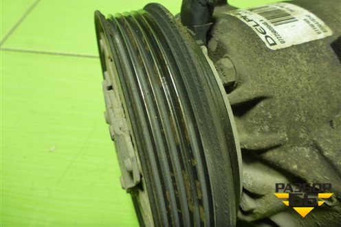 Компрессор кондиционера (1.6л K4MW761) (8200470242) для Renault Megane 2 с 2002-2009г (Меган)