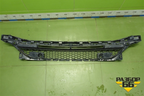 Решетка в передний бампер центральная (A2238852001) для Mercedes Benz S-Klass W223 с 2020г (С)