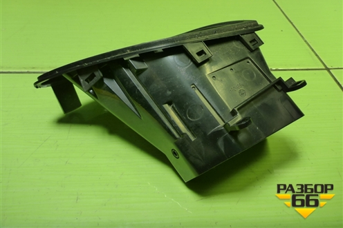 Дефлектор воздушный правый (8450008776) для VAZ Vesta/Веста с 2015г