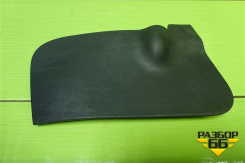 Накладка внутренняя (на консоль правая) (8200079033) для Renault Megane 2 с 2002-2009г (Меган)