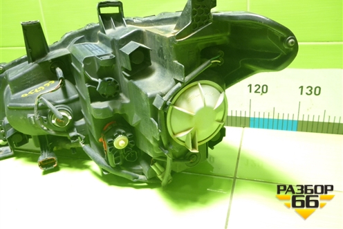 Фара правая (до 2017г ксенон с блоком и лампой) (260101LA5A) для Infiniti Infiniti QX56/QX80 (Z62) с 2010г (Ку икс56/80)