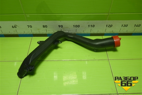 Горловина залива масла  (новая, дубликат) (9425280909) для Mercedes Benz TRUCK Actros MP3 с 2008г (Актрос)