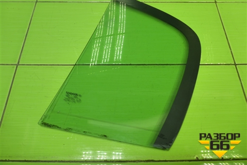 Стекло двери задней правой форточка (седан) для Renault Megane 2 с 2002-2009г (Меган)