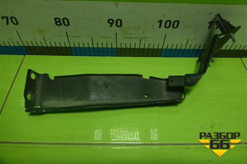 Кронштейн переднего крыла правый нижний (8K0821136A) для Audi A4 (В8) с 2007-2015г (А4)