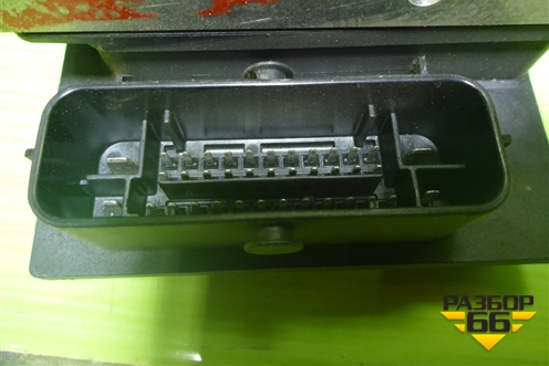 Блок ABS (8E0910517J) для Audi A4 (В7) с 2004-2009г (А4)