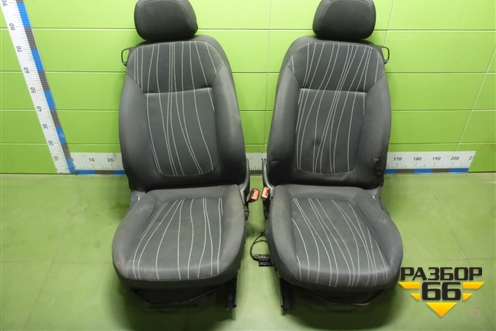 Сиденья комплект (3-х дверный кузов, без AIR BAG,без обогрева) для Opel Corsa D с 2006-2014г (Корса Д)