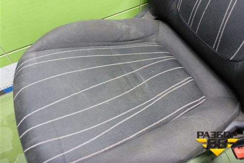 Сиденья комплект (3-х дверный кузов, без AIR BAG,без обогрева) для Opel Corsa D с 2006-2014г (Корса Д)