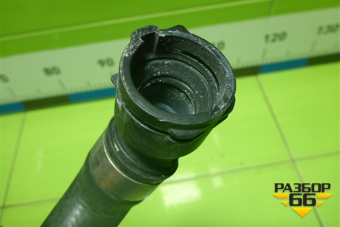 Патрубок отопителя (A2118302896) для Mercedes Benz E-Klass W211 c 2002-2009г (Е)