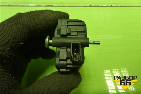 Активатор лючка бензобака (13208157) для Opel Corsa D с 2006-2014г (Корса Д)