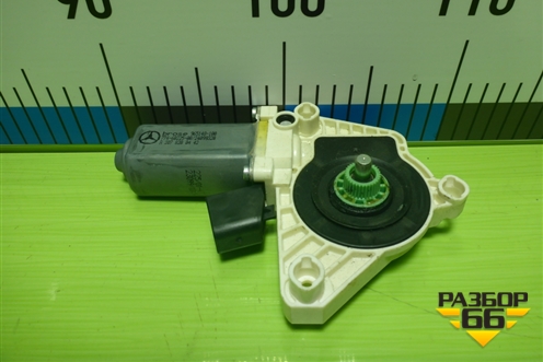 Моторчик стеклоподъёмника передний правый (A2078200442) для Mercedes Benz E-Klass C207 (купе) с 2009г (Е Купе)