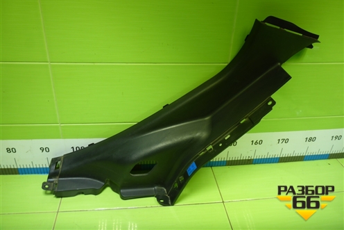 Обшивка стойки задняя нижняя правая (седан) (858951R000) для Hyundai Solaris с 2010-2016г (Солярис)