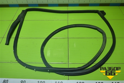 Уплотнитель двери задней правой (на дверь) (J686207120) для Chery Tiggo 4 Pro с 2020г (Тиго 4 Про)