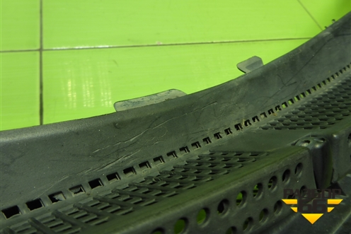 Решетка стеклоочистителей (дубликат) для Hyundai Solaris с 2010-2016г (Солярис)