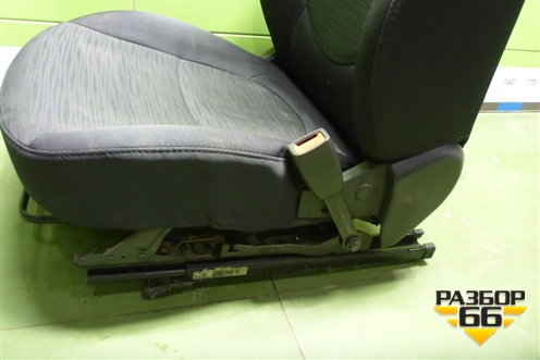 Сиденья комплект (седан, без подогрева) для Hyundai Solaris с 2010-2016г (Солярис)