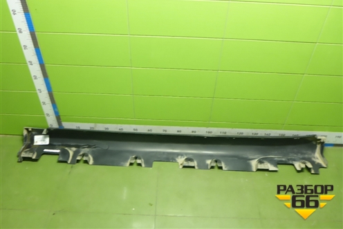 Накладка на порог наружная правая (A1676981401) для Mercedes Benz GLE-Klass V167 с 2018г (ГЛЕ)