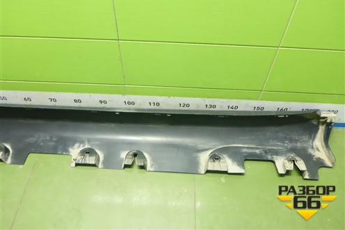 Накладка на порог наружная правая (A1676981401) для Mercedes Benz GLE-Klass V167 с 2018г (ГЛЕ)