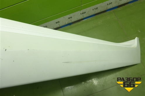 Накладка на порог наружная левая (7585206360) для Toyota Camry V70 с 2017г (Камри)