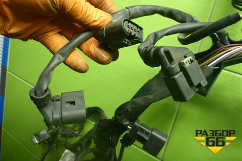 Проводка на двигатель (A2720109902) для Mercedes Benz CLS C219 с 2004-2010г (ЦЛС)