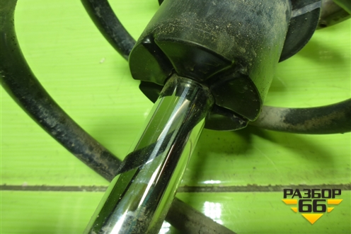 Амортизатор передний правый (546604L101) для Hyundai Solaris с 2010-2016г (Солярис)