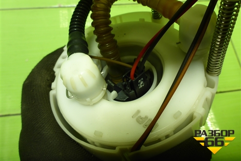 Насос топливный электрический (1.6л G4FC) (311104L000) для Hyundai Solaris с 2010-2016г (Солярис)