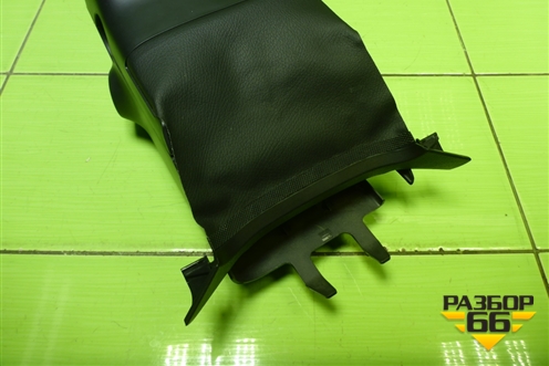 Кожух рулевой колонки (5E0858566C) для Skoda Octavia (A7) с 2013г (Октавия)