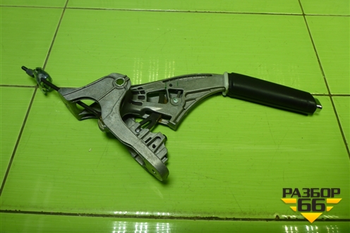 Рычаг стояночного тормоза (5E0711301D) для Skoda Octavia (A7) с 2013г (Октавия)