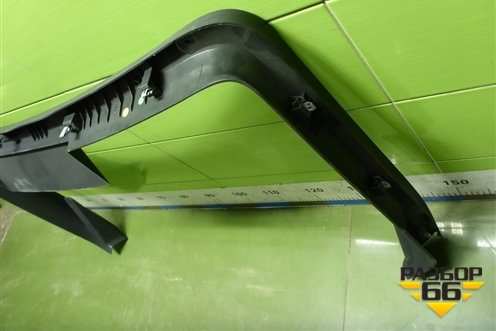 Обшивка двери багажника (верхняя лифтбек) (5E5867605) для Skoda Octavia (A7) с 2013г (Октавия)