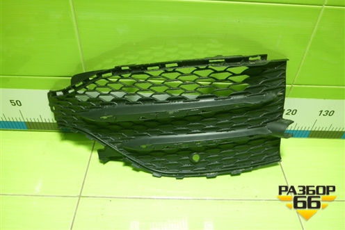 Решетка в передний бампер левая (не оригинал) (A1678857403) для Mercedes Benz GLE-Klass V167 с 2018г (ГЛЕ)