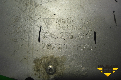 Насадка на глушитель (правая) (7P5253682) для Porsche Cayenne с 2010-2017г (Каен)