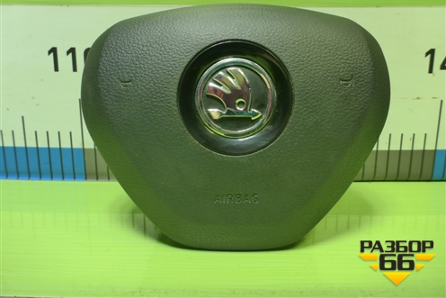 Подушка безопасности в рулевое колесо (5E0880201B) для Skoda Octavia (A7) с 2013г (Октавия)