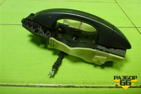 Ручка наружная двери передней правой (5L0837885C) для Skoda Octavia (A7) с 2013г (Октавия)