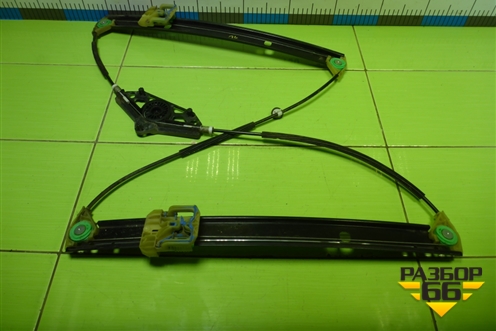 Стеклоподъёмник электрический передний левый (без моторчика) (5E0837461C) для Skoda Octavia (A7) с 2013г (Октавия)