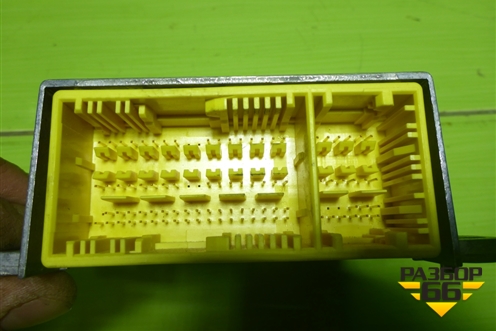 Блок управления AIR BAG (A2048709326) для Mercedes Benz C-Klass W204 с 2007-2014г (Ц)