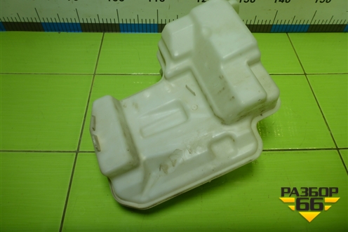 Бачок омывателя лобового стекла (5Q0955449P) для Skoda Octavia (A7) с 2013г (Октавия)