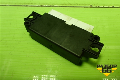Блок управления парктроником (5Q0919298K) для Skoda Octavia (A7) с 2013г (Октавия)
