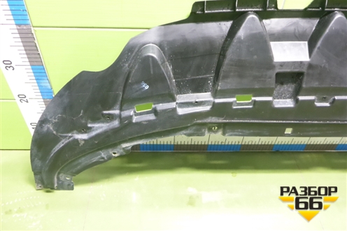 Пыльник переднего бампера центральный (4M0807611) для Audi Q7 c 2015г (Ку 7)