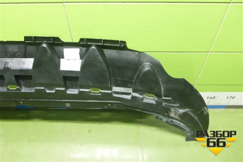 Пыльник переднего бампера центральный (4M0807611) для Audi Q7 c 2015г (Ку 7)