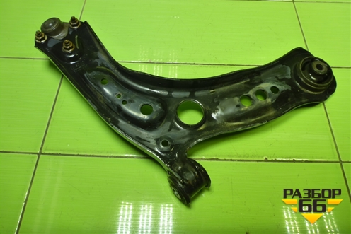 Рычаг передний левый (5Q0407151L) для Skoda Octavia (A7) с 2013г (Октавия)