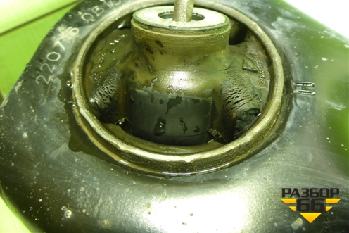 Рычаг передний правый (5Q0407152L) для Skoda Octavia (A7) с 2013г (Октавия)