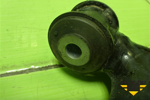 Рычаг передний правый (5Q0407152L) для Skoda Octavia (A7) с 2013г (Октавия)