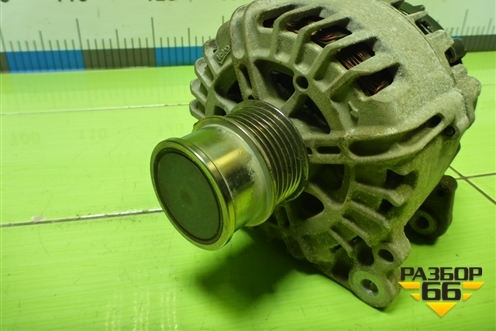Генератор (1.4л CZD) (04E903021Q) для Skoda Octavia (A7) с 2013г (Октавия)